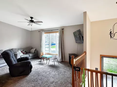 Living - 2012 24th Ave, Menominee, MI 49858 photo 2 of 4