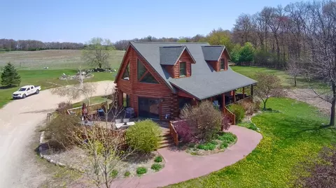n6512 Wisconsin 22, Wild Rose, WI 54984