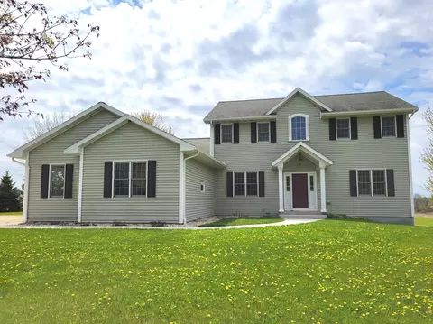 w3347 Oak Lawn Road, Iron Ridge, WI 53035