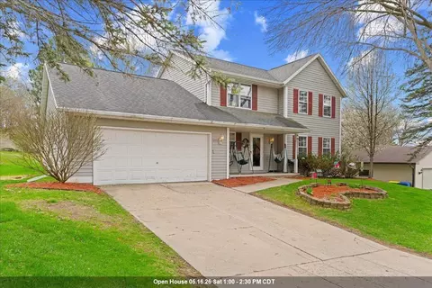 2655 Indian Hill Dr, Green Bay, WI 54313