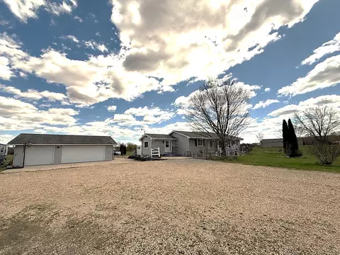 n7474 White Clover Road, Manawa, WI 54949