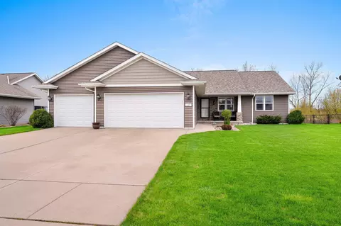 1107 Pisces Pl, De Pere, WI 54115