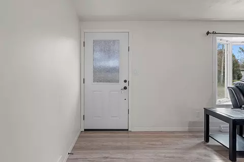 Entry Way - 1540 E Plaza Dr, Appleton, WI 54915 photo 1 of 4