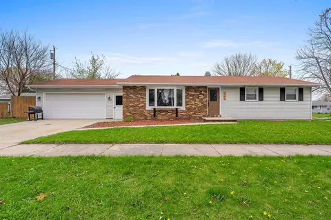 1540 E Plaza Dr, Appleton, WI 54915
