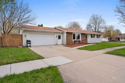 Exterior - 1540 E Plaza Dr, Appleton, WI 54915 photo 2 of 10