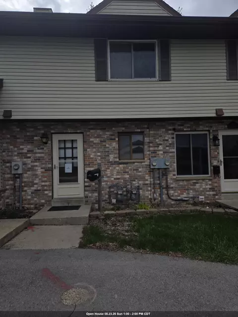 890 Bishop Ct, Fond Du Lac, WI 54935