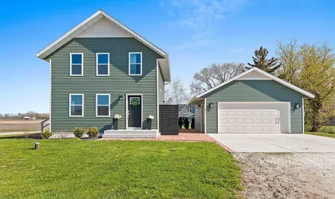 10892 Stage Rd, Brussels, WI 54204