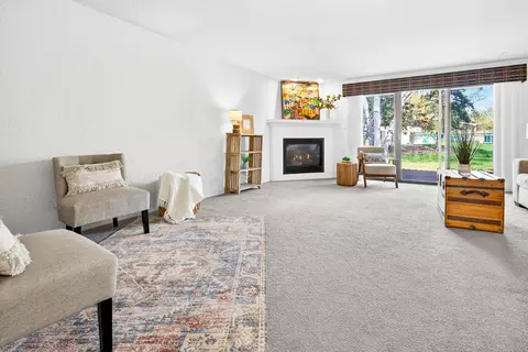 Living - 1237 W Nicolet Cercle, Appleton, WI 54914 photo 6 of 7