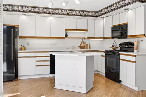 Kitchen - 1237 W Nicolet Cercle, Appleton, WI 54914 photo 1 of 4