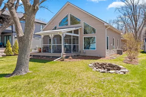 4381 Anapaula Ln, Green Bay, WI 54311
