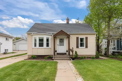 713 N Sawyer St, Oshkosh, WI 54902