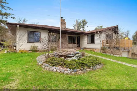 w6023 Lake Drive, Shawano, WI 54166