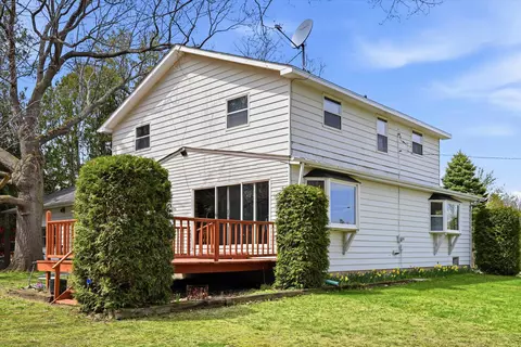 5585 Sunny Slope Rd, Egg Harbor, WI 54209