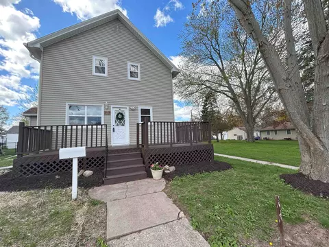 119 W 13th St, Kaukauna, WI 54130
