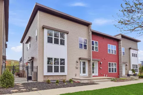 304 N Van Buren St, Green Bay, WI 54301