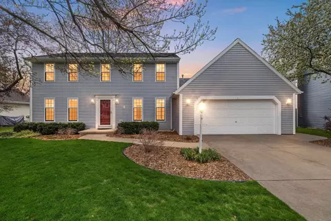 809 Spooner Ct, De Pere, WI 54115