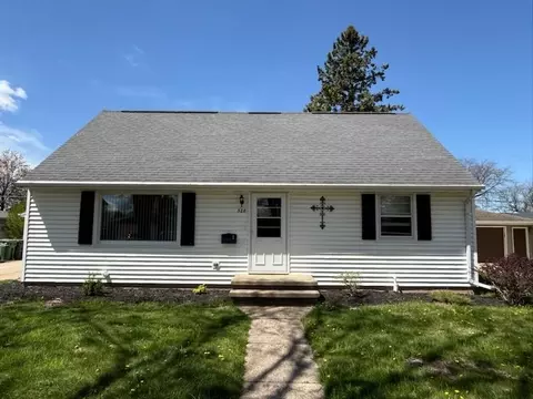 328 N Roger St, Kimberly, WI 54136