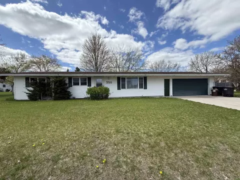 350 Kleeman Ct, Shawano, WI 54166