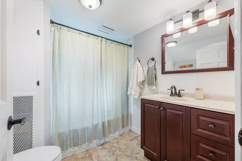 Bath - 1026 W Calumet St, Appleton, WI 54915 photo 2 of 3