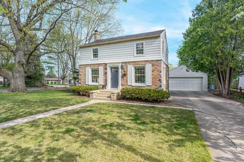 1026 W Calumet St, Appleton, WI 54915