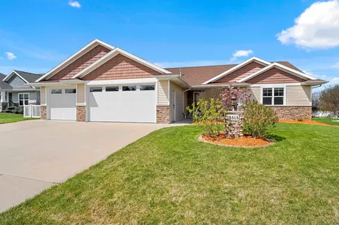 3515 Mayapple Dr, Green Bay, WI 54311