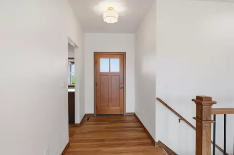 Entry Way - 264 Kerrigan Dr, Wrightstown, WI 54180 photo 1 of 4