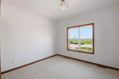 Bedroom - 264 Kerrigan Dr, Wrightstown, WI 54180 photo 8 of 9