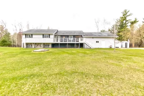 n2157 Hale Road, Peshtigo, WI 54157