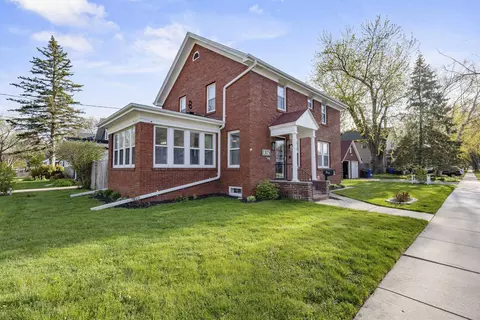 1305 W Lawrence St, Appleton, WI 54914