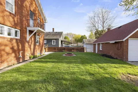 Exterior - 1305 W Lawrence St, Appleton, WI 54914 photo 6 of 13