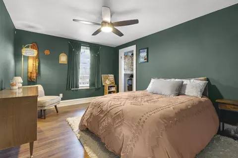 Bedroom - 1305 W Lawrence St, Appleton, WI 54914 photo 4 of 5