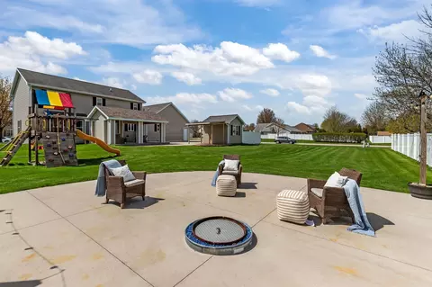 Exterior - w5894 Sweet Clover Drive, Appleton, WI 54915 photo 5 of 13