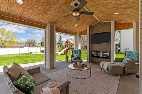 Exterior - w5894 Sweet Clover Drive, Appleton, WI 54915 photo 3 of 13