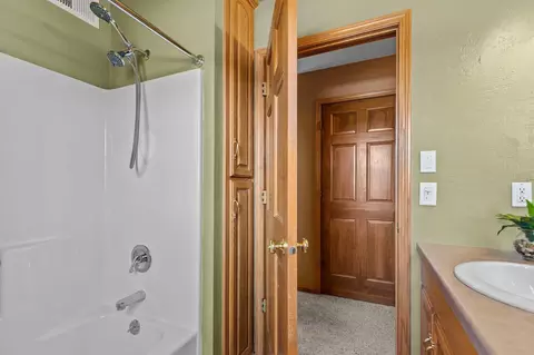 Bath - w5894 Sweet Clover Drive, Appleton, WI 54915 photo 4 of 4