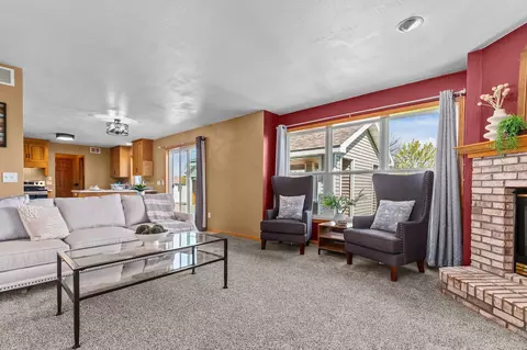 Living - w5894 Sweet Clover Drive, Appleton, WI 54915 photo 3 of 5