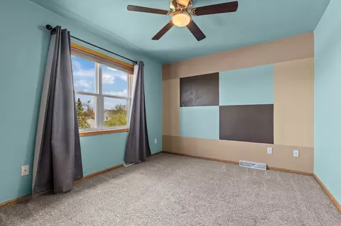 Bedroom - w5894 Sweet Clover Drive, Appleton, WI 54915 photo 3 of 7