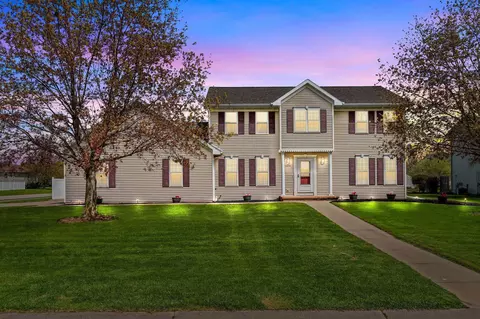 w5894 Sweet Clover Drive, Appleton, WI 54915