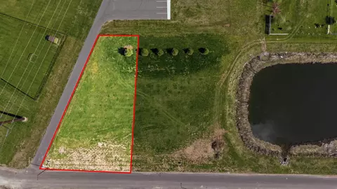1539 Freedom Meadows Dr, Neenah, WI 54956