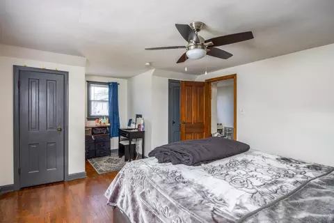 Bedroom - 714 N Oneida St, Appleton, WI 54911 photo 3 of 5
