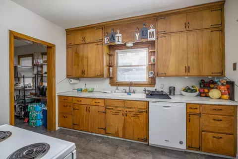 Kitchen - 714 N Oneida St, Appleton, WI 54911 photo 1 of 3