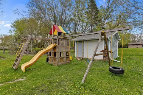 Exterior - w6173 Long Court, Appleton, WI 54914 photo 18 of 19