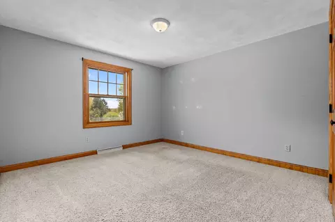 Bedroom - w6173 Long Court, Appleton, WI 54914 photo 3 of 8