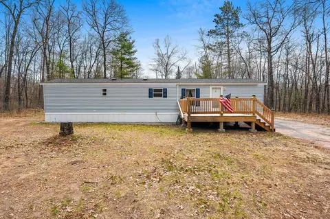 16316 Martin Ln, Crivitz, WI 54114