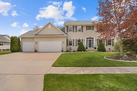 1644 Pendleton Rd, Neenah, WI 54956