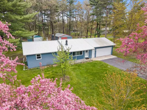 10141 Carousel Ct, Wisconsin Rapids, WI 54494
