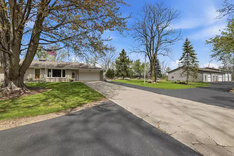 n222 2 Mile Road, Appleton, WI 54914