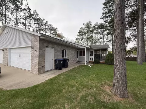 1607 Timber Trl, Shawano, WI 54166