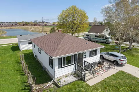 1311 S 31st St, Manitowoc, WI 54220