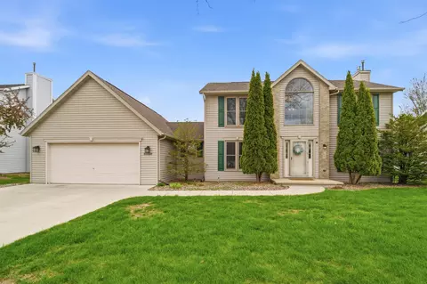 1601 E Meadow Grove Blvd, Appleton, WI 54915