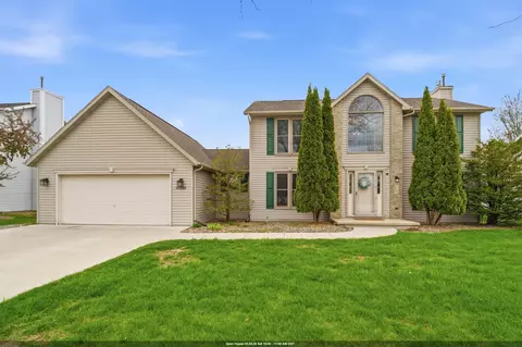 1601 E Meadow Grove Blvd, Appleton, WI 54915